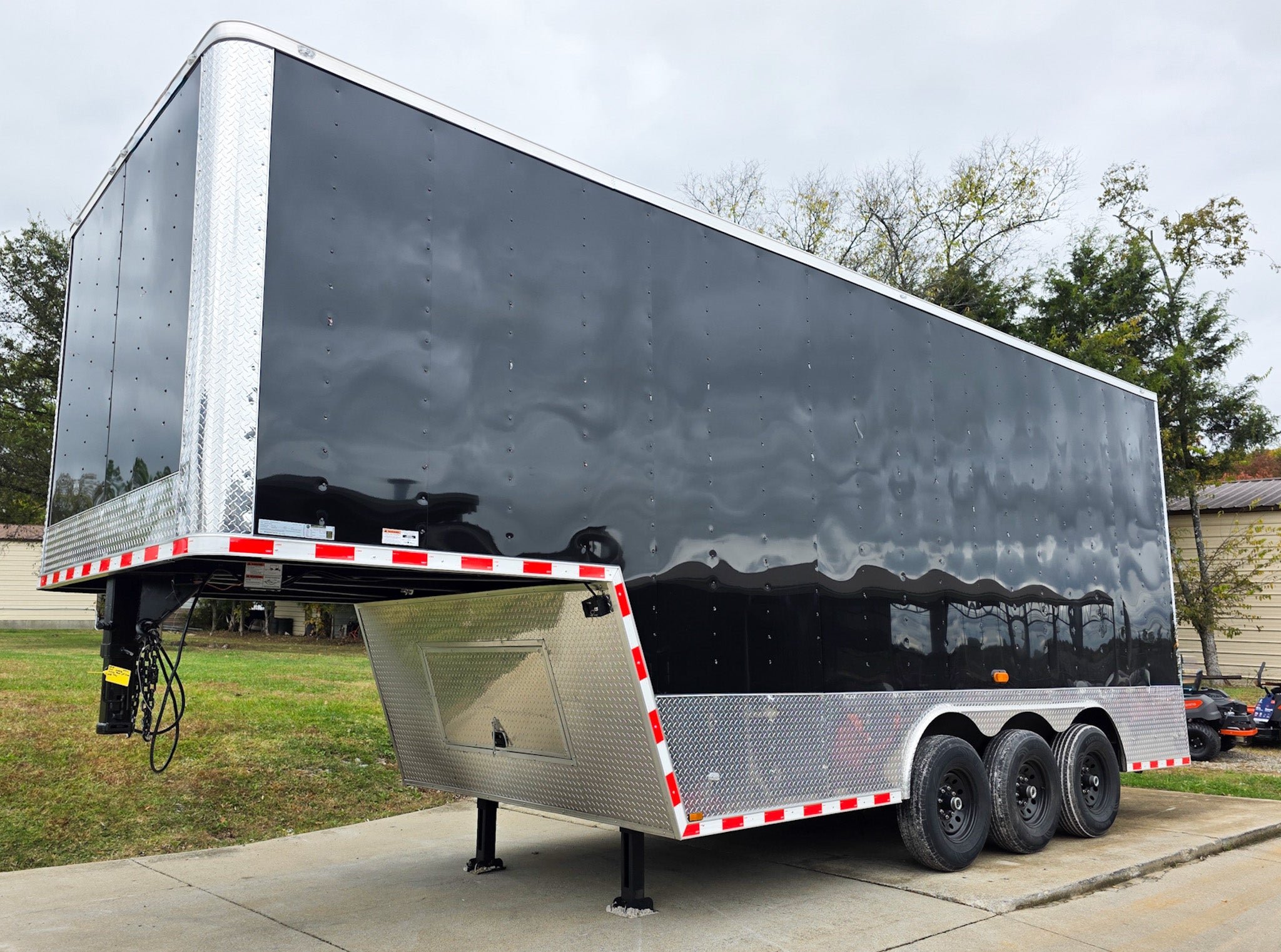 8.5X26 Gooseneck Enclosed Trailer with 9' Interior (3) 7,000lb Axles